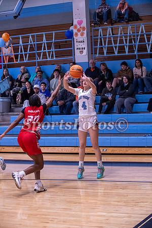 FTF JV WBB7 vs Saint-111