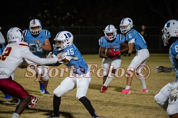 FTF Varsity FB6 vs Hickory-118