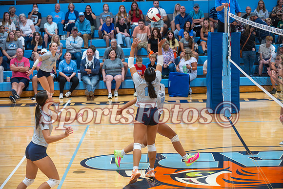 FTF Varsity VB2 vs Bandys-108