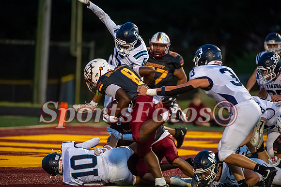 FTF Varsity FB3 @ Hickory-119