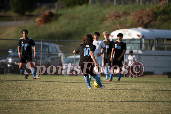 Varsity MSoc4 vs Maiden-117