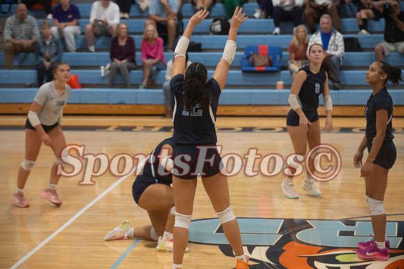 FTF Varsity VB5 vs Bunker Hill-104