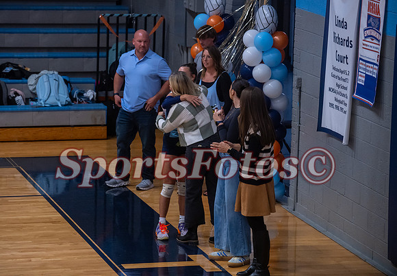 FTF Varsity Seniors VB5 vs N Lincoln-112