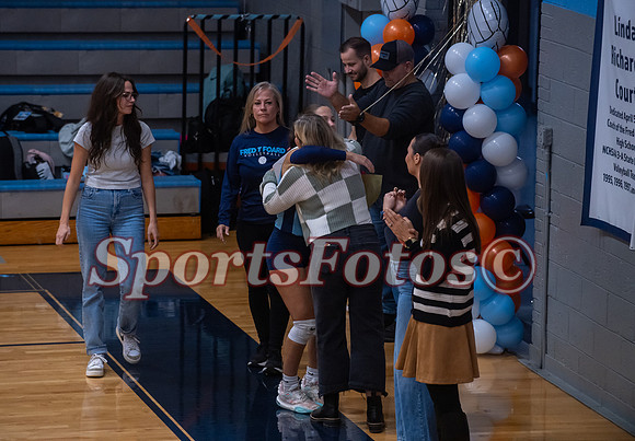 FTF Varsity Seniors VB5 vs N Lincoln-101