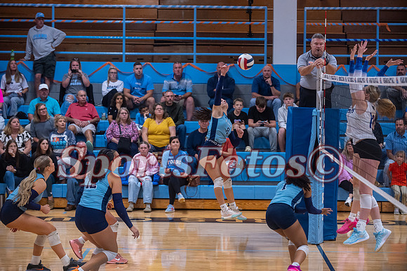 FTF Varsity VB5 vs N Lincoln-107
