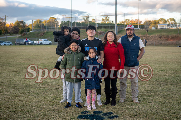 FTF Varsity MSoc Seniors-105
