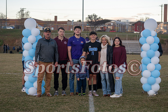 FTF Varsity MSoc Seniors-107