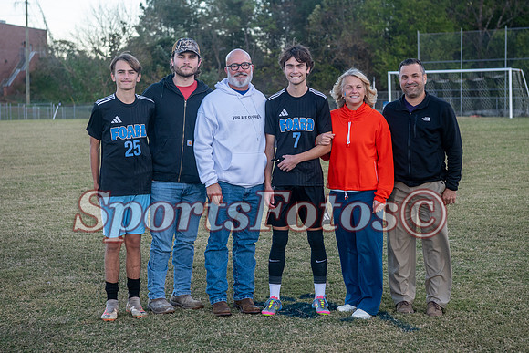 FTF Varsity MSoc Seniors-103