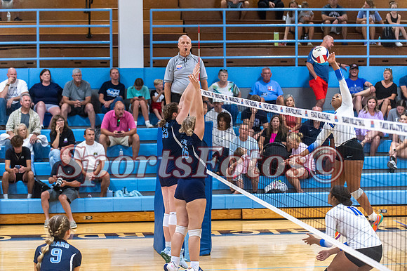 FTF Varsity VB1 vs Maiden-111