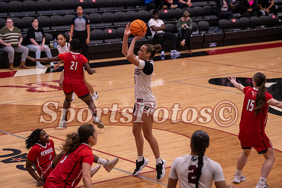 LR26 WBB4 vs Newberry-100