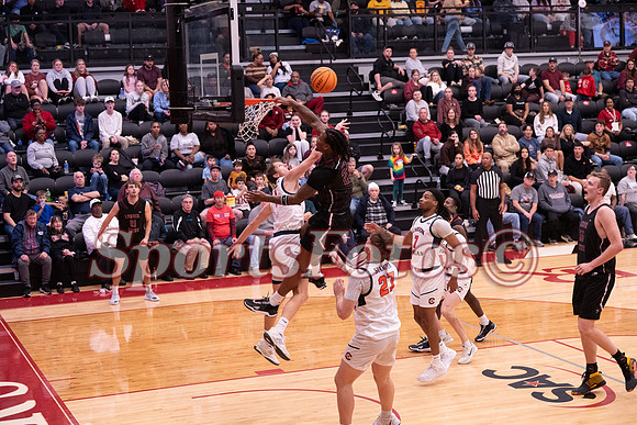 LR26 MBB8 vs C-N-117