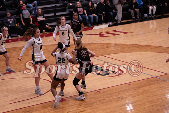 LR WBB8 vs Wingate-116