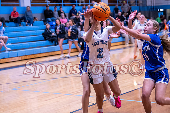 FTF JV Girls vs Maiden-108