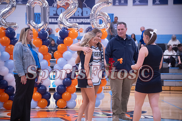 2026 FTF Senior Cheerleaders-105