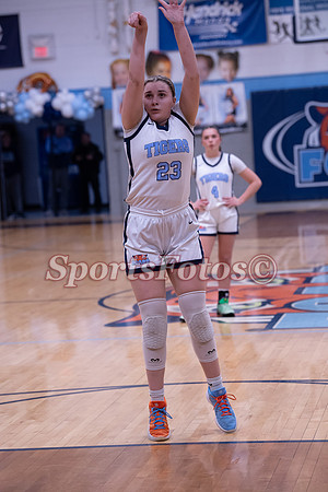 FTF26 Varsity Girls7 vs N Lincoln-105