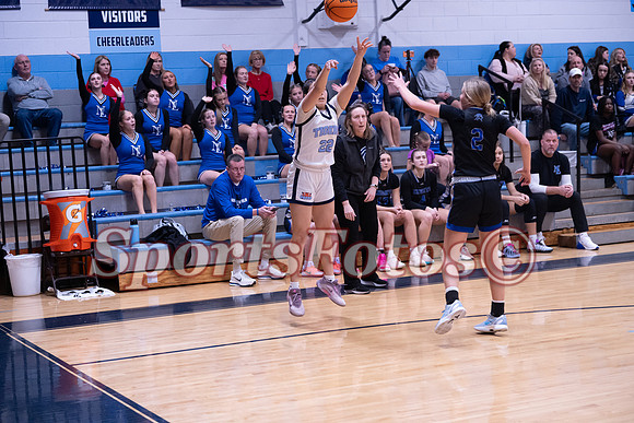 FTF26 Varsity Girls7 vs N Lincoln-107