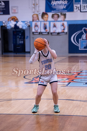 FTF26 Varsity Girls7 vs N Lincoln-119