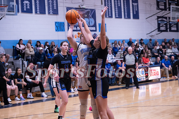 FTF26 Varsity Girls7 vs N Lincoln-102
