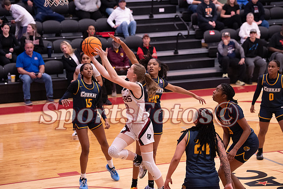 LR26 WBB9 vs Coker-104
