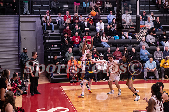 LR26 MBB12 vs Coker-103