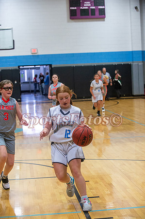JF WBB4 vs Arndt-112