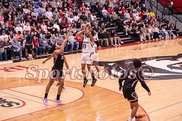 LR26 MBB13 vs Tusculum-113