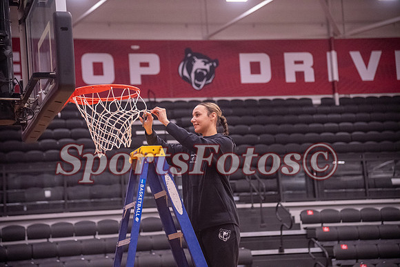LR26 WBB Regular Season Champions-105