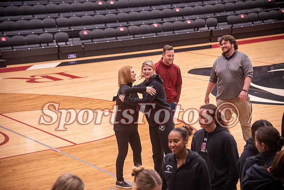 LR26 WBB Regular Season Champions-100