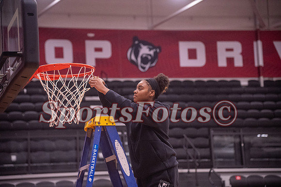 LR26 WBB Regular Season Champions-110