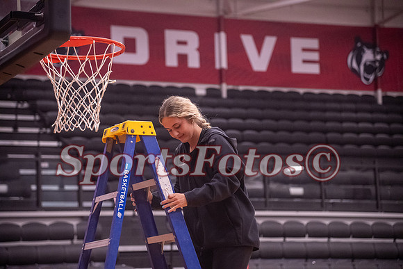 LR26 WBB Regular Season Champions-113
