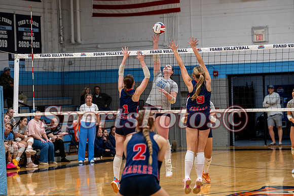 FTF26 Varsity VB9 vs Lincoln Charter-107