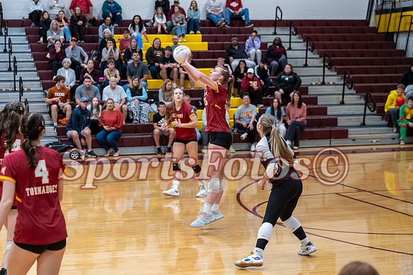 HHS26 VB1 vs Carson-108