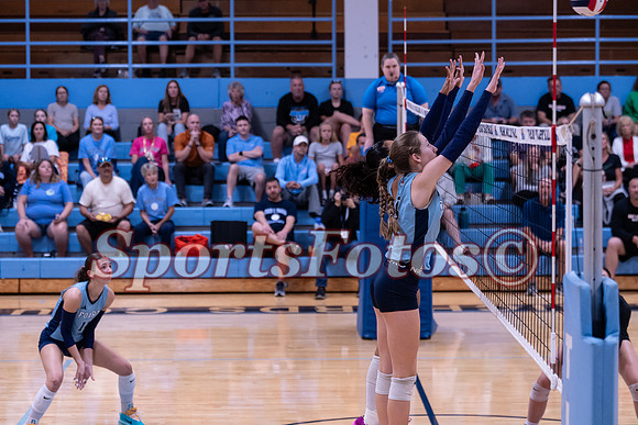 FTF26 Varsity VB7 vs E Lincoln-105