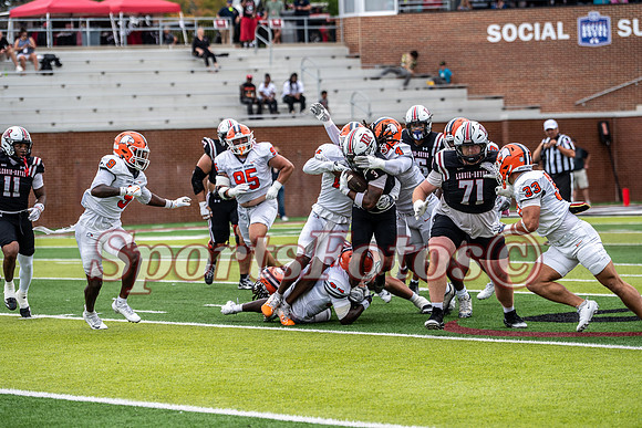 LR26 FB4 vs Carson-Newman-104