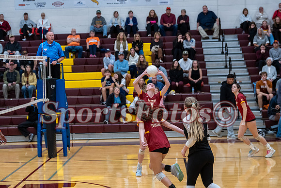 HHS26 VB1 vs Carson-105