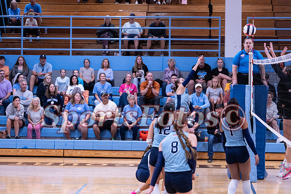 FTF26 Varsity VB7 vs E Lincoln-104