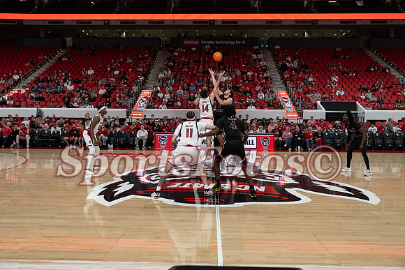 LR26 MBB1 vs NC State-104