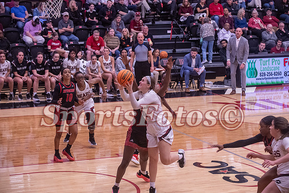 LR25 WBB8 vs Newberry-115