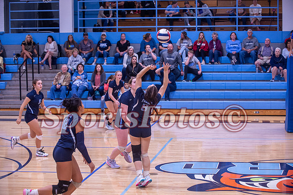 FTF Varsity VB6 vs Hickory-110