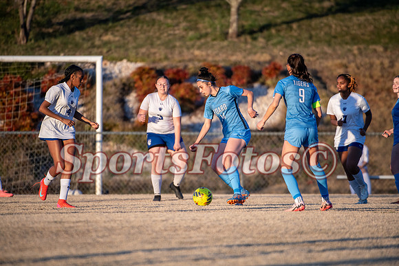 Varsity WSoc4 vs Statesville-118