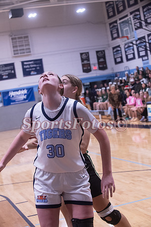 FTF Varsity WBB3 vs Bandys-108
