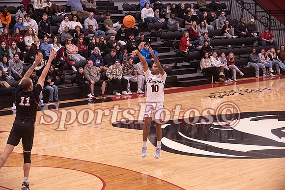 LR24 MBB2 vs Tusculum-110