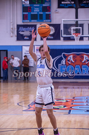 FTF Varsity MBB2 vs W Lincoln-105