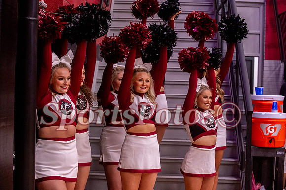 LR23 Cheerleaders @ MBB4-110