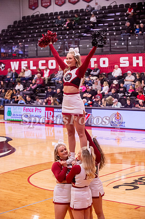 LR23 Cheerleaders @ MBB4-114