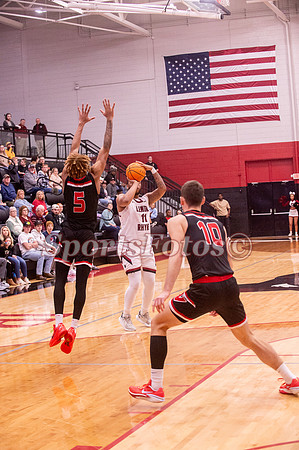 LR23 MBB4 vs UVA-W-101