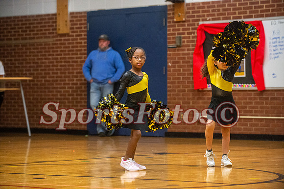 Banoak Cheerleaders-125