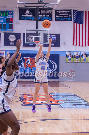 FTF Varsity WBB4 vs N Lincoln-110
