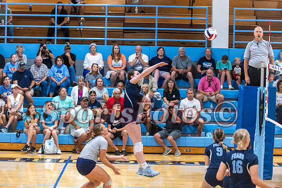 FTF Varsity VB1 vs Maiden-116