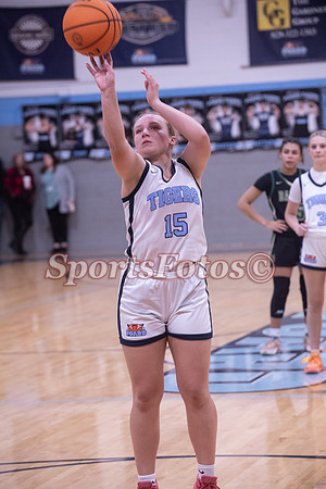 FTF Varsity WBB3 vs Bandys-112